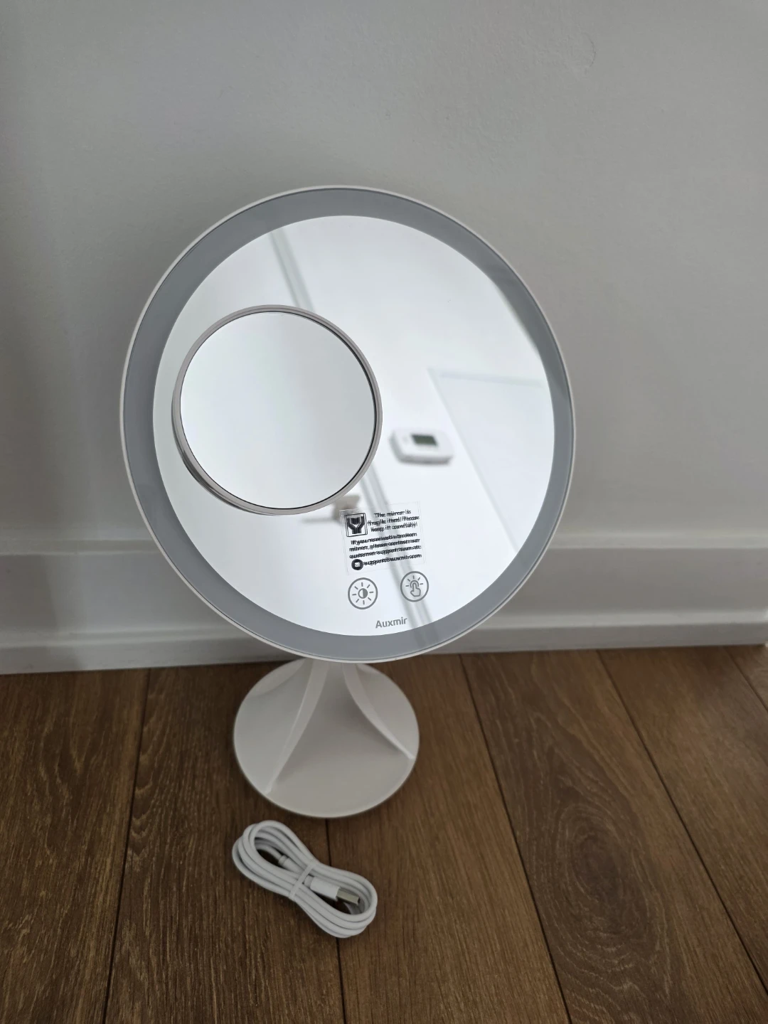 Auxmir LED Makeup Mirror with Magnifying Mirror - photo 3