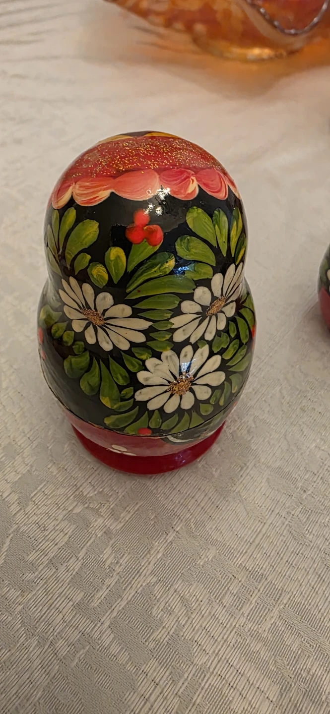 Set of 5 Nested Matryoshka Dolls - photo 3