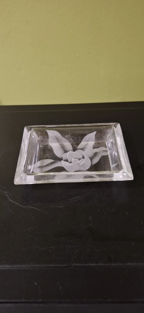 Glass dish with etched floral design - photo 3