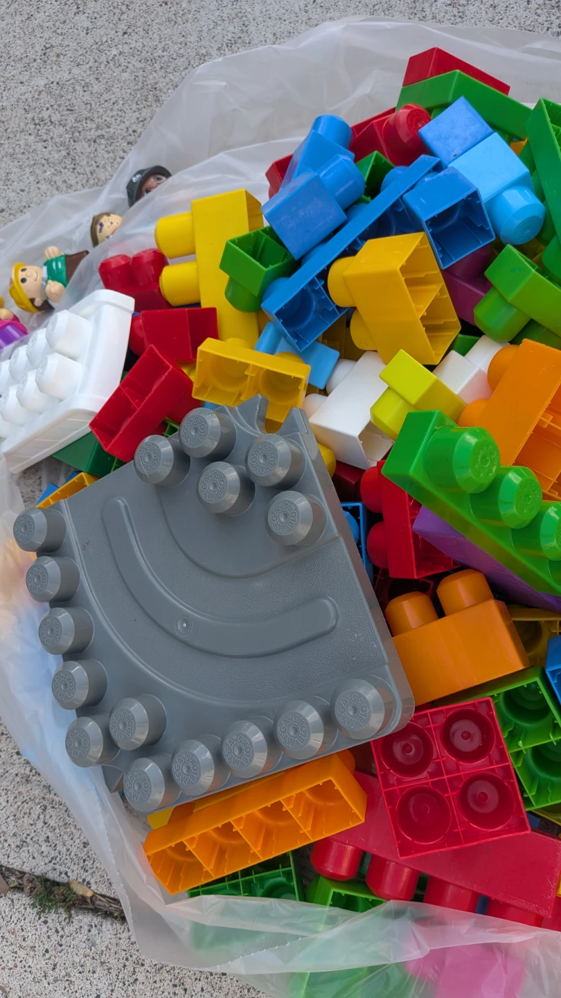 Large bag of building blocks and figures - photo 2