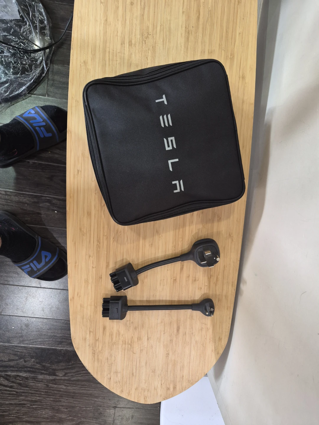 Tesla Mobile Connector with Adapters - photo 3