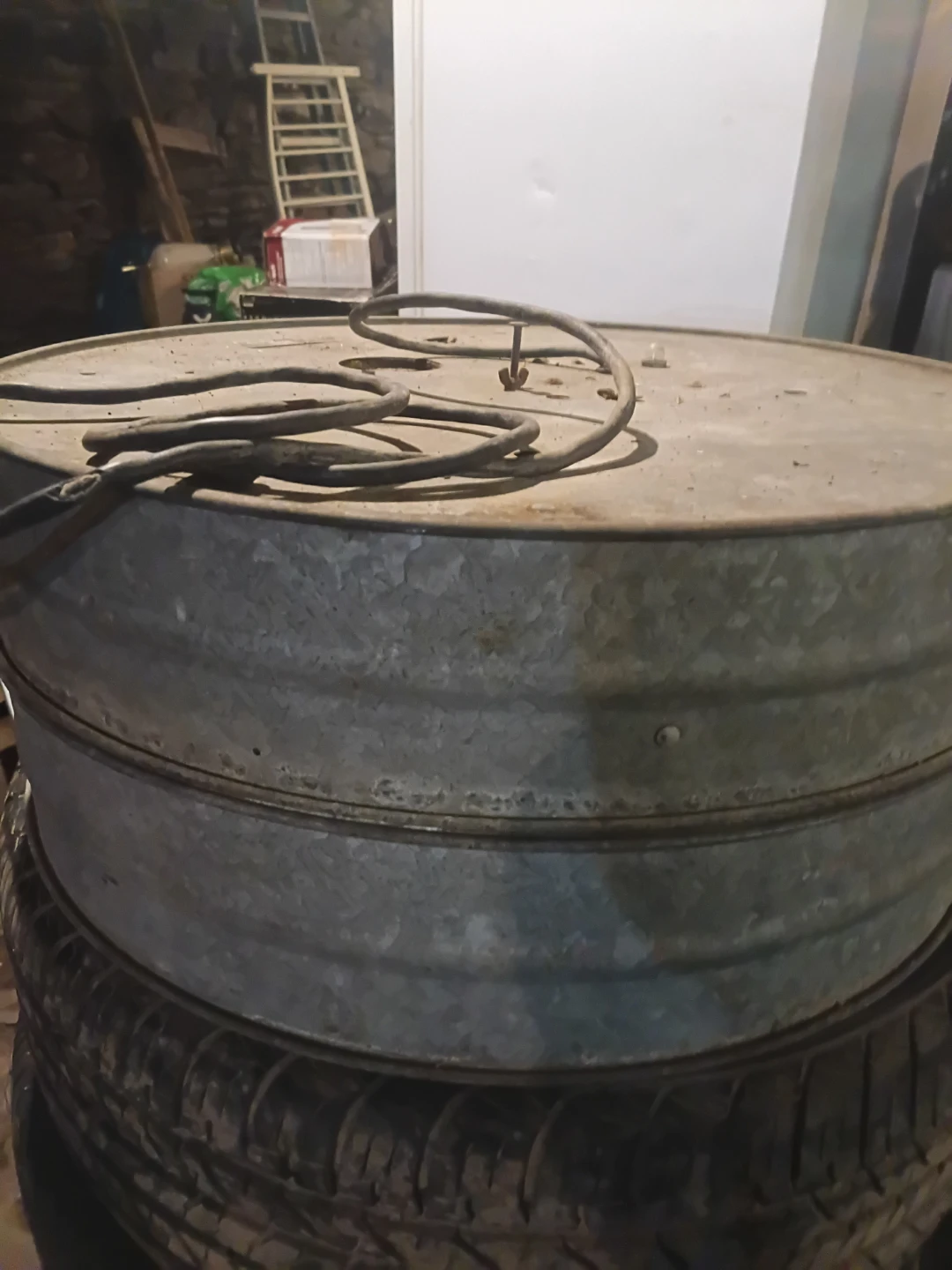 Incubater for hatching eggs