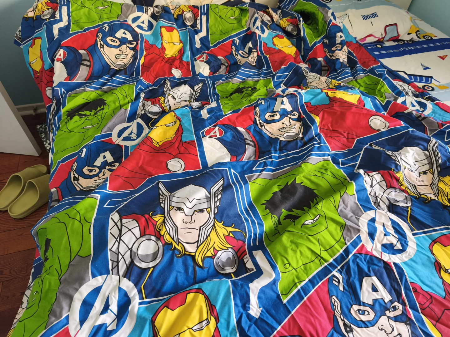 Marvel Avengers Bedding Set, Duvet cover with two pillow cases
