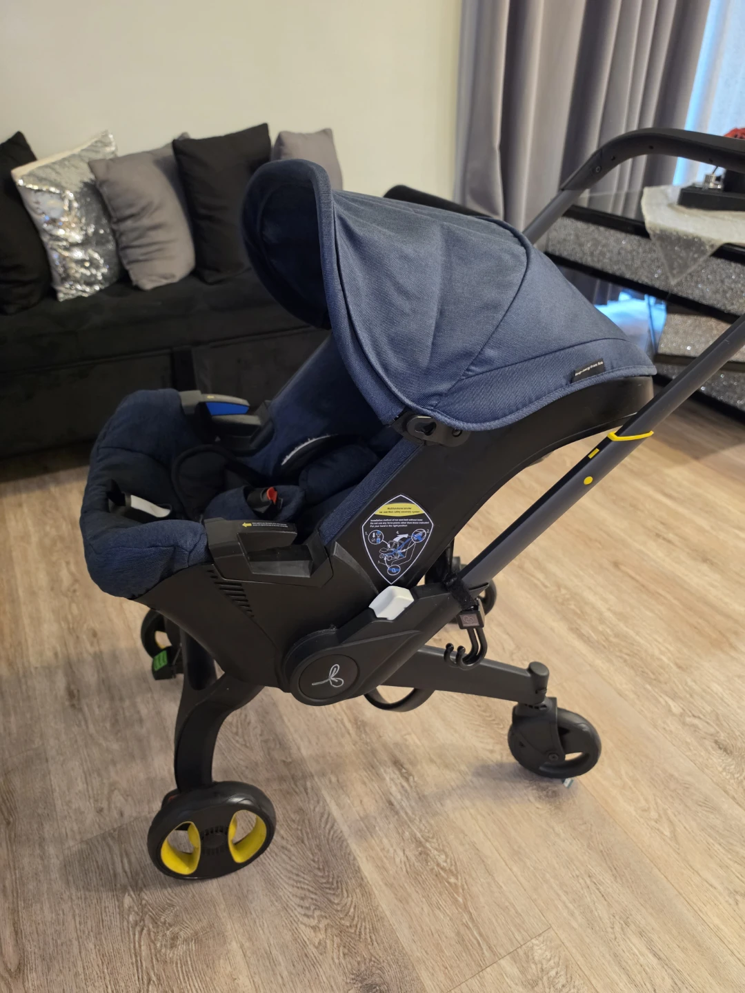 Doona Car Seat & Stroller, Royal Blue - All-in-One Travel System - photo 2