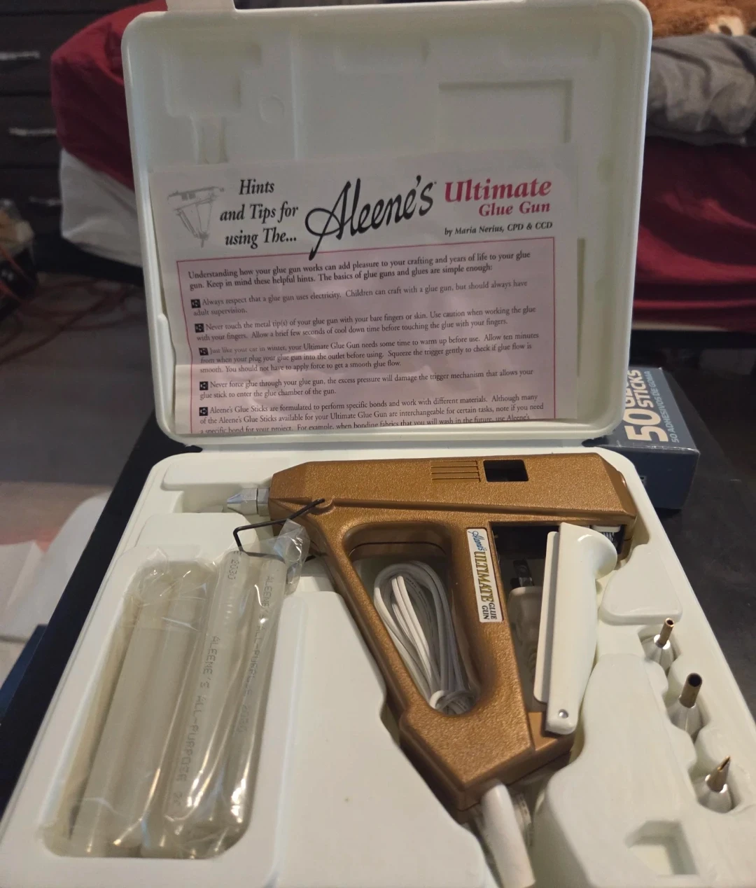 Aleene's Ultimate Glue Gun