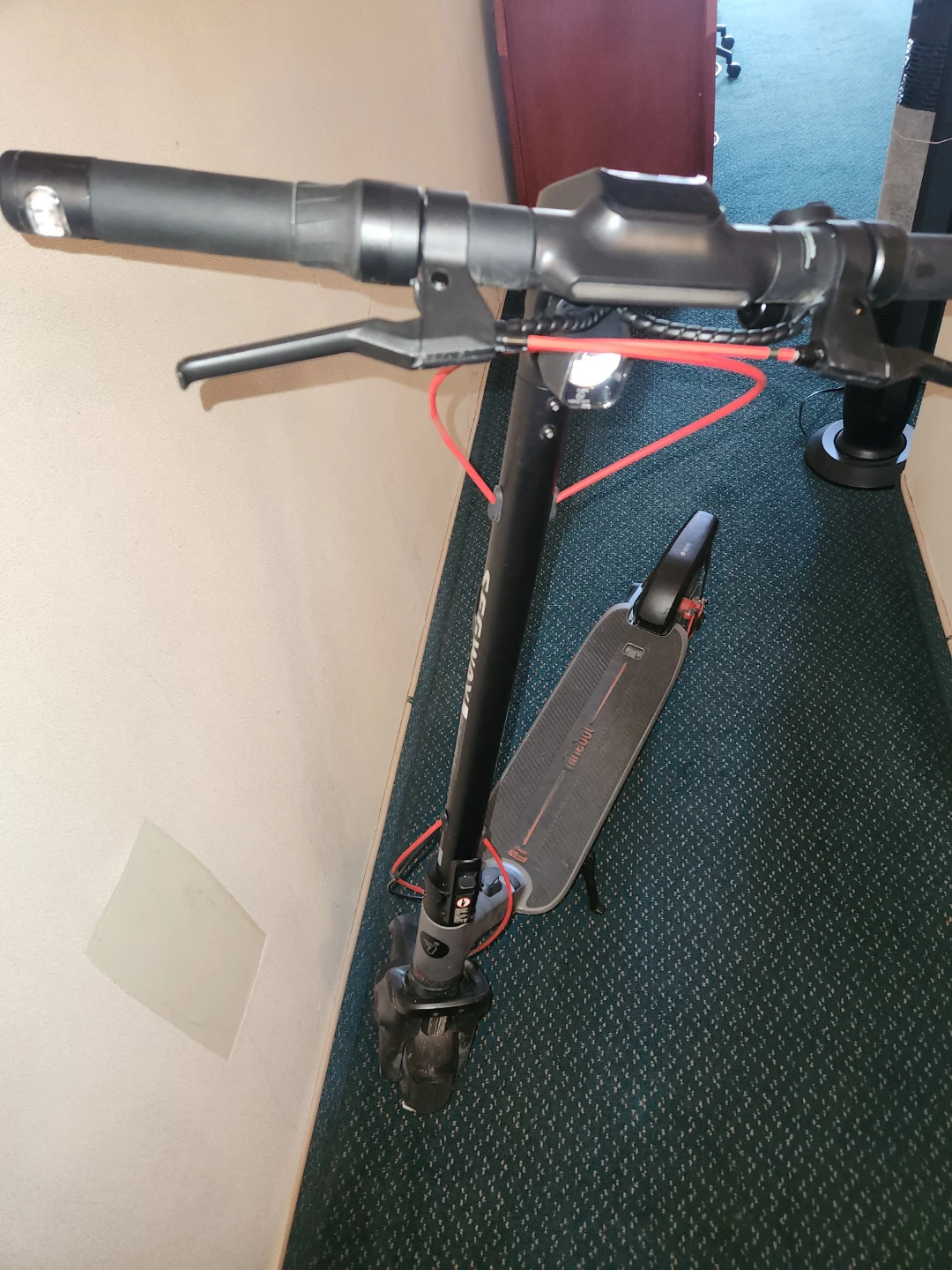 Segway ninebot F3 PRO escootoer - photo 2