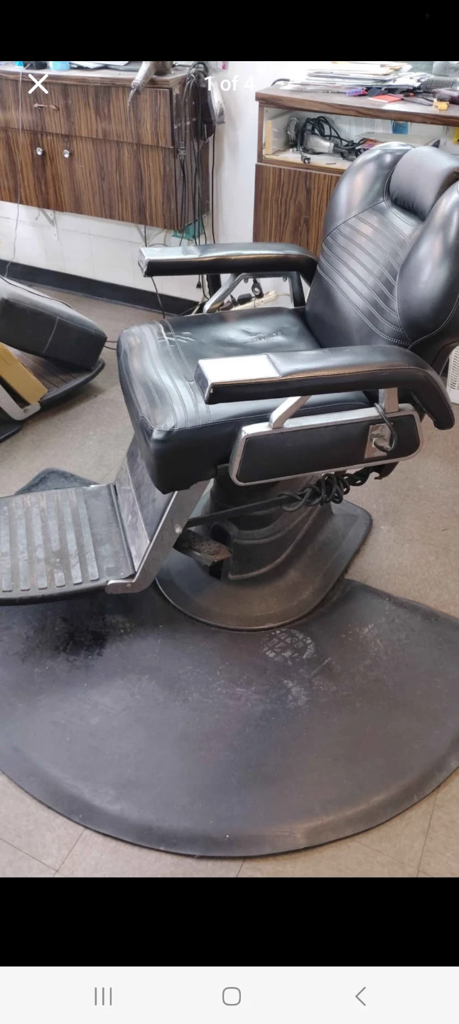 Black Barber Chair - photo 2