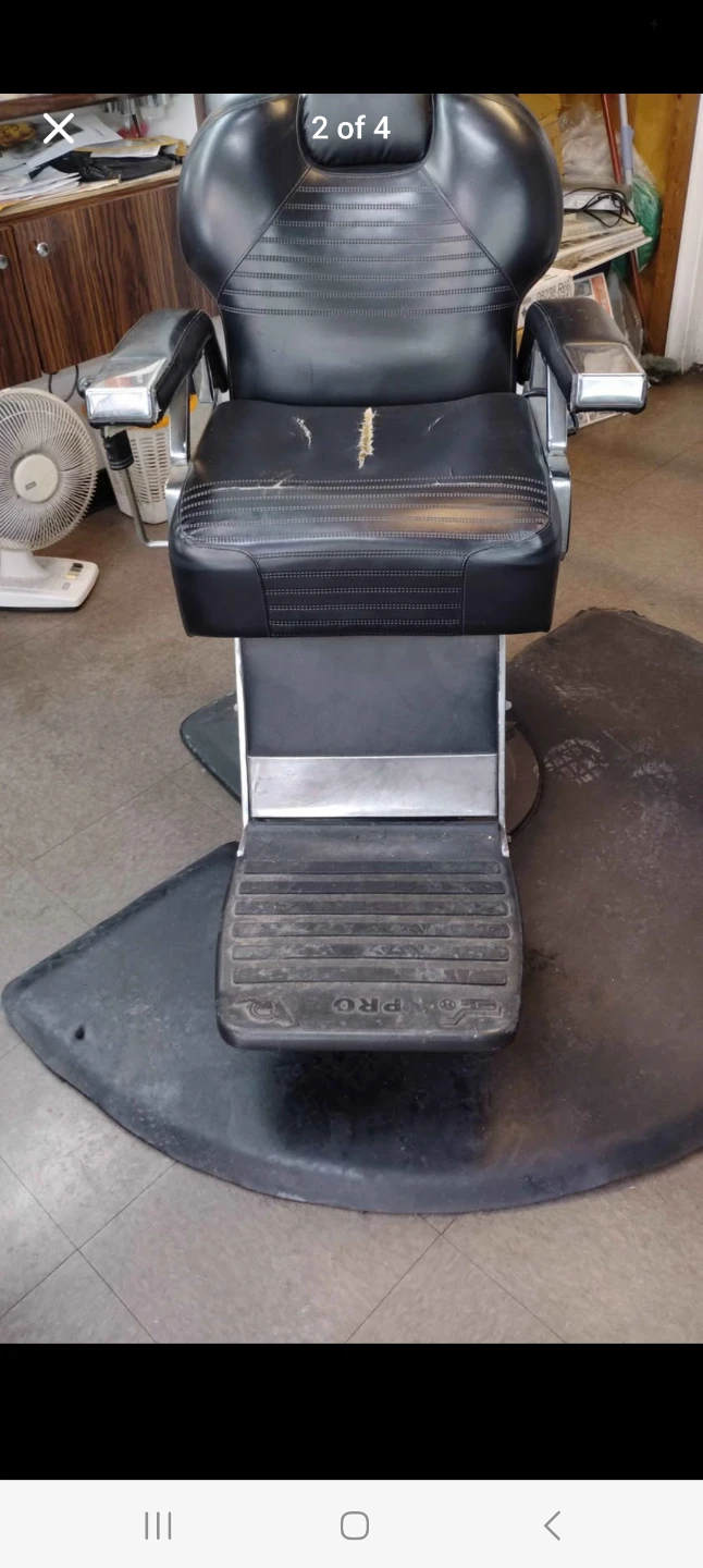 Black Barber Chair - photo 3