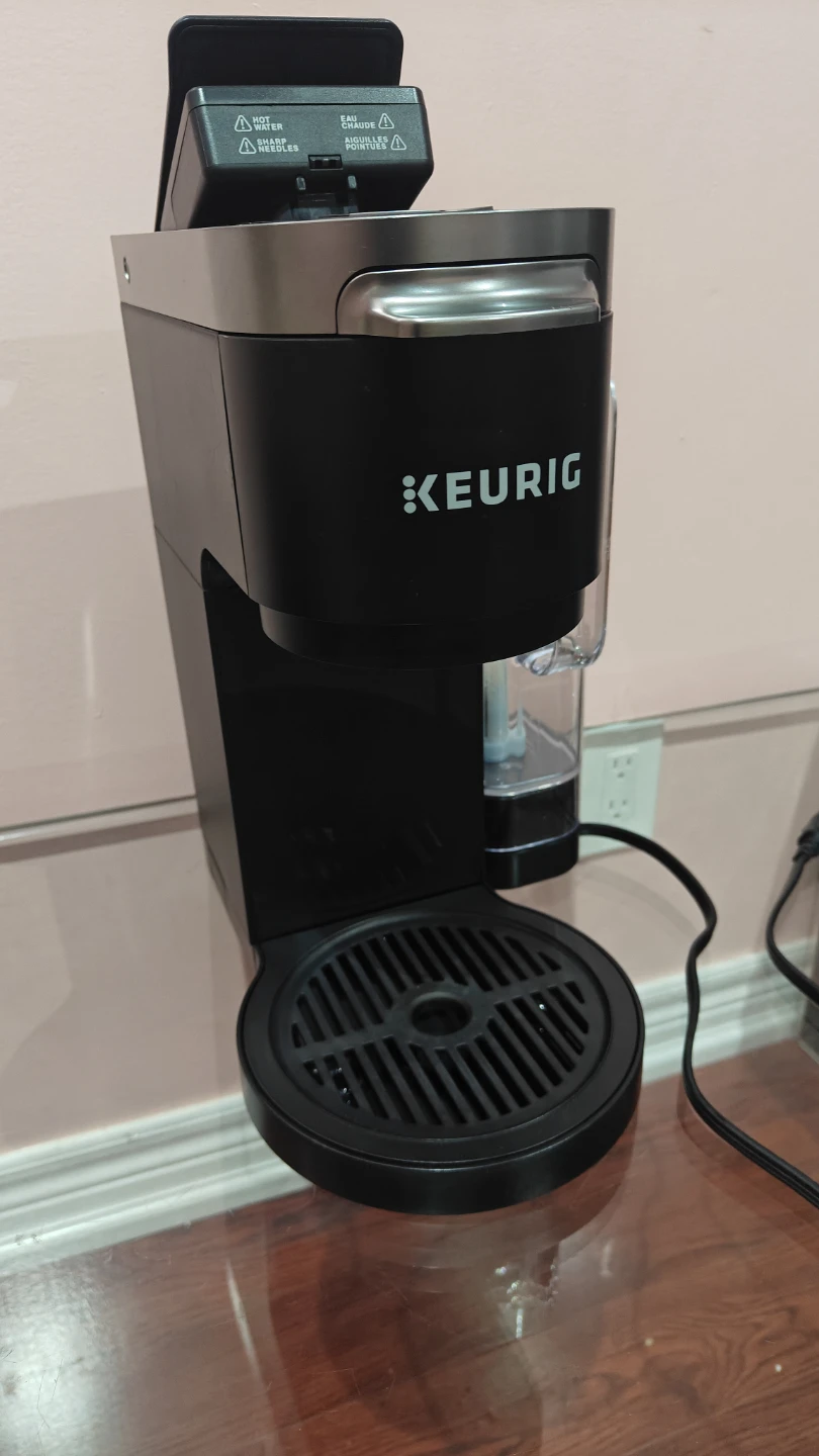 Keurig Coffee Maker ( Moving out sale) - photo 2