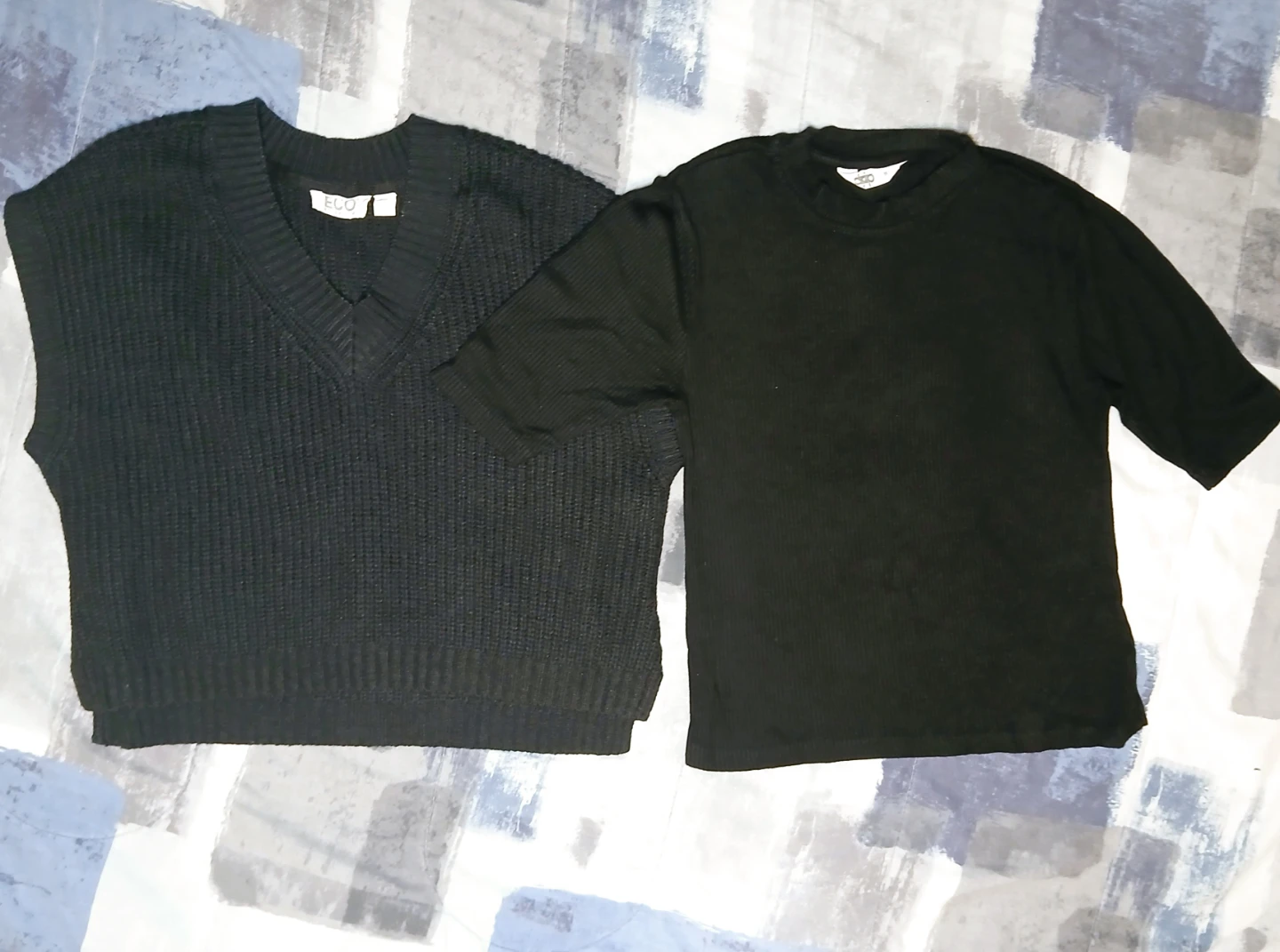 Price for Both Two Cropped Tops Women Medium