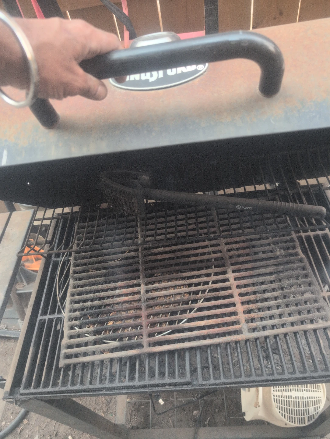 Kingsford Charcoal Grill - photo 2