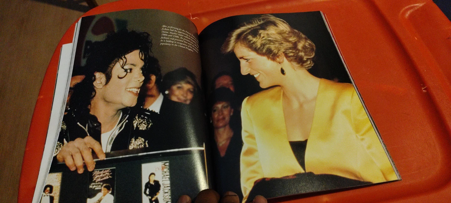 Michael Jackson: The One and Only Tribute Book - photo 4