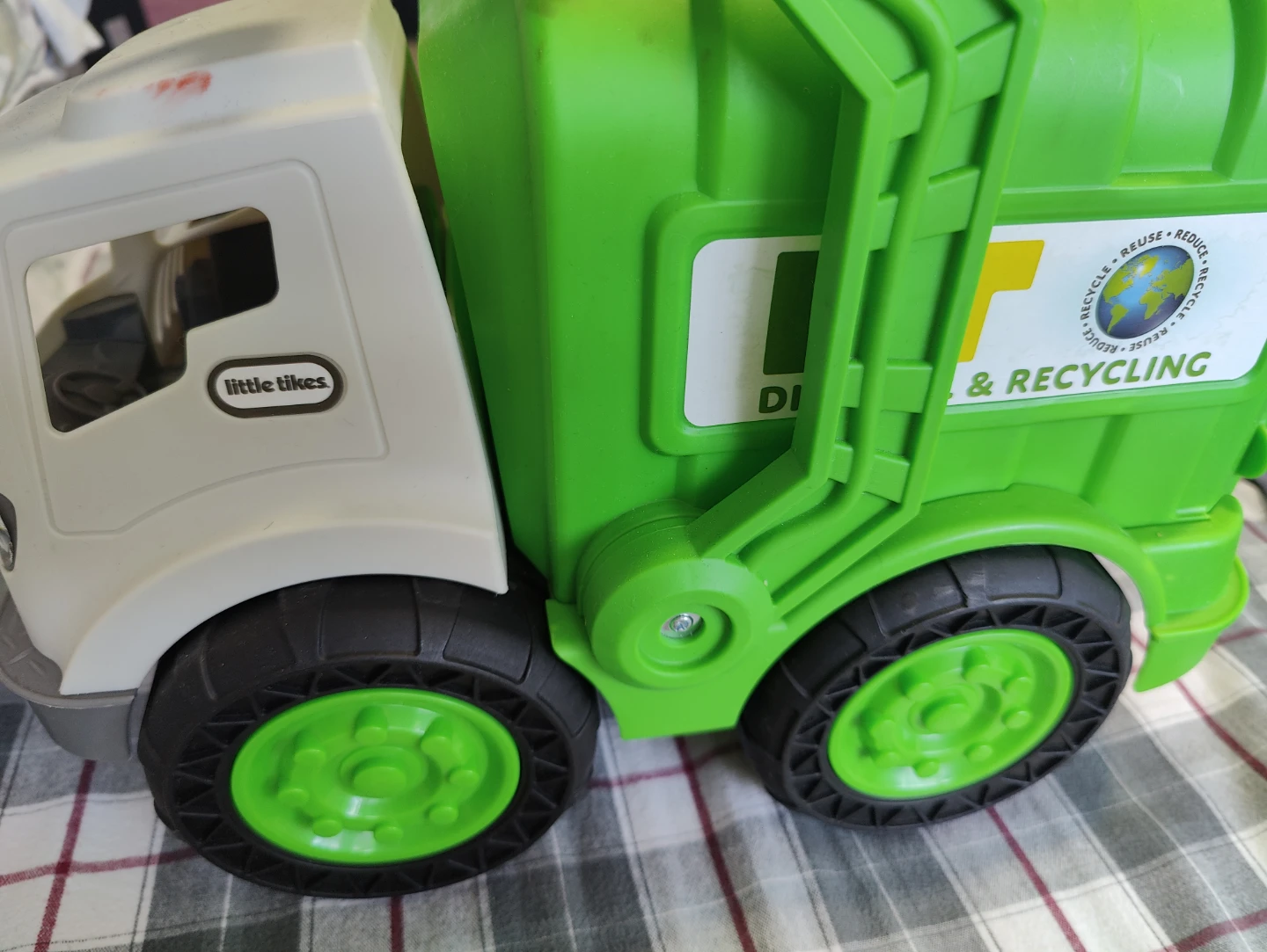 Little Tikes Garbage Truck Toy - photo 2
