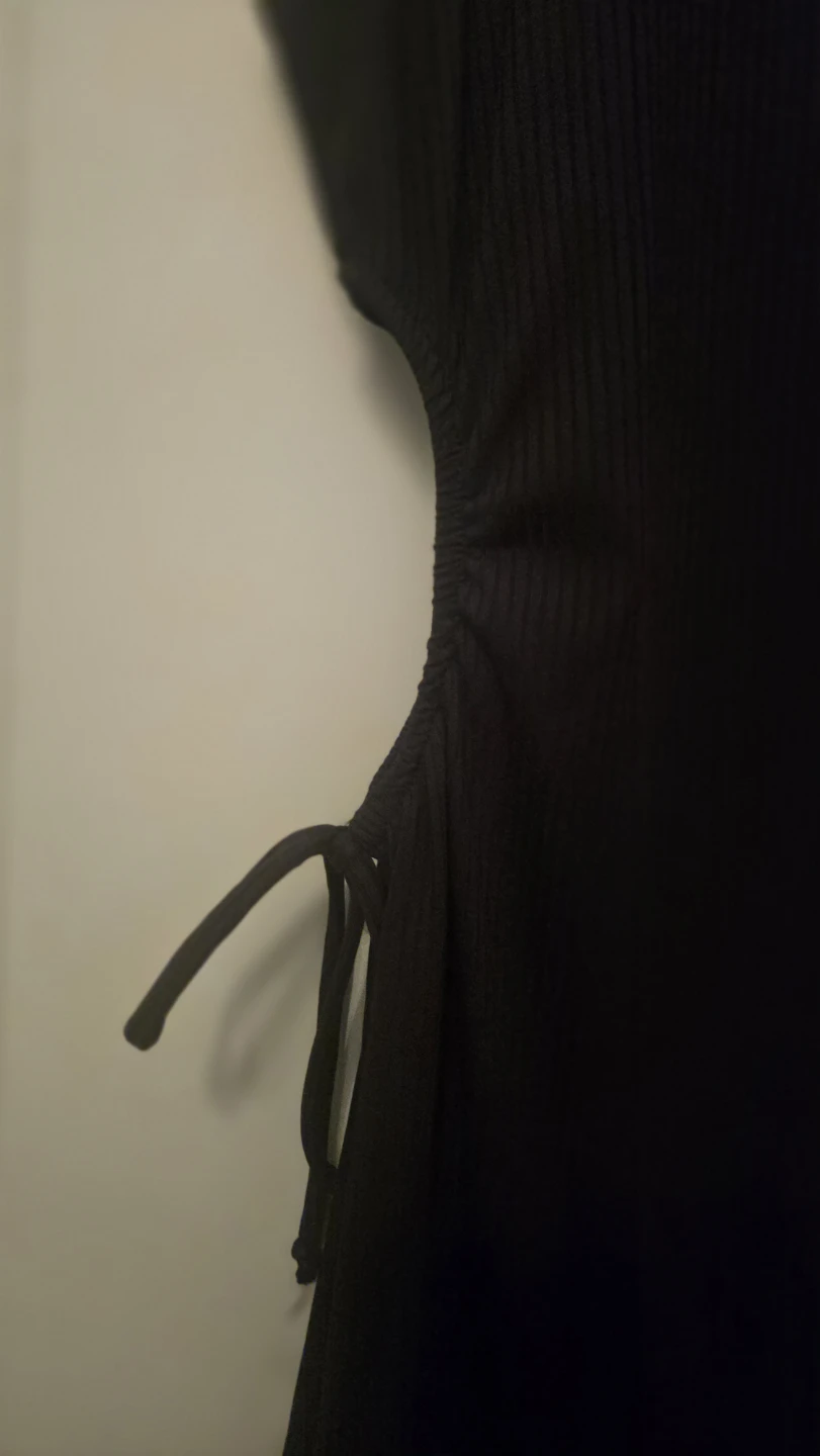 Black Ribbed Cut-Out Dress - photo 3