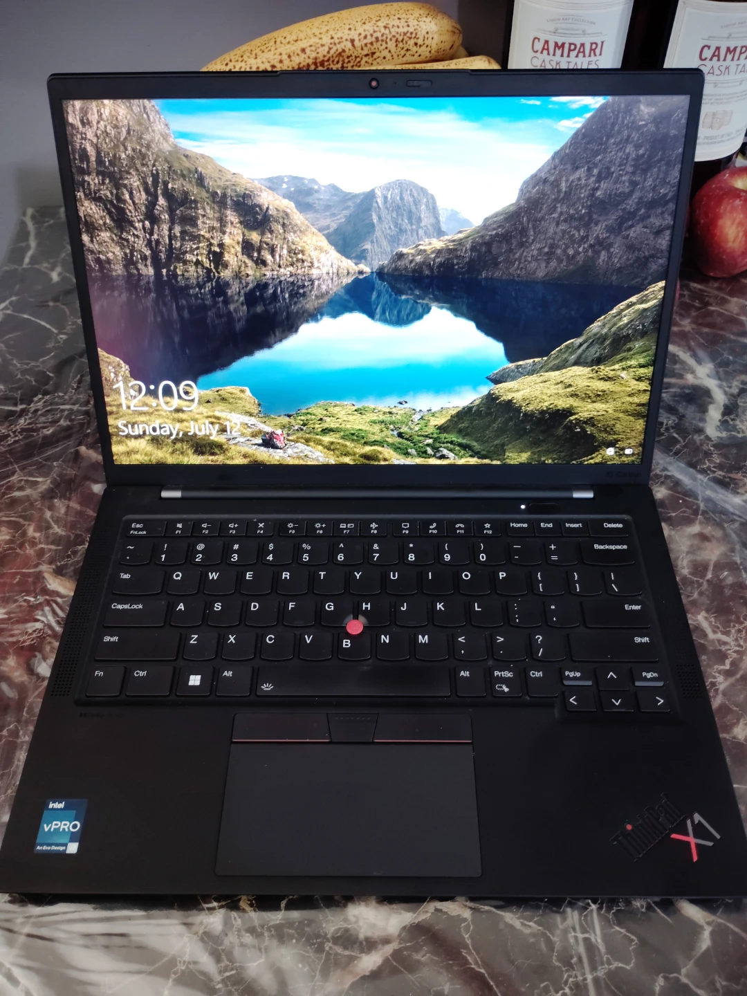 Lenovo ThinkPad X1 Carbon Laptop
