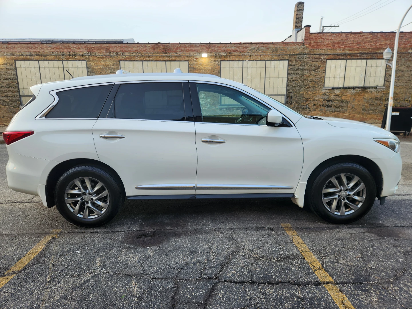 2013 Infiniti JX35 - photo 3