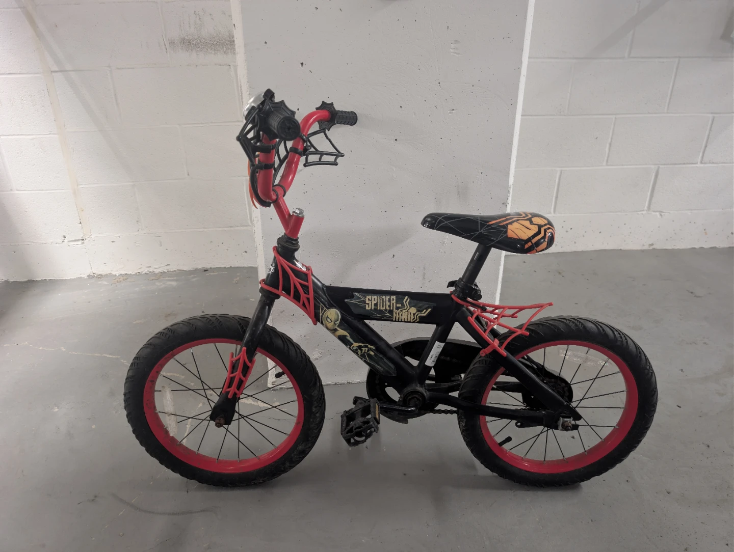 Spider-Man Kids Bike for 6 years old