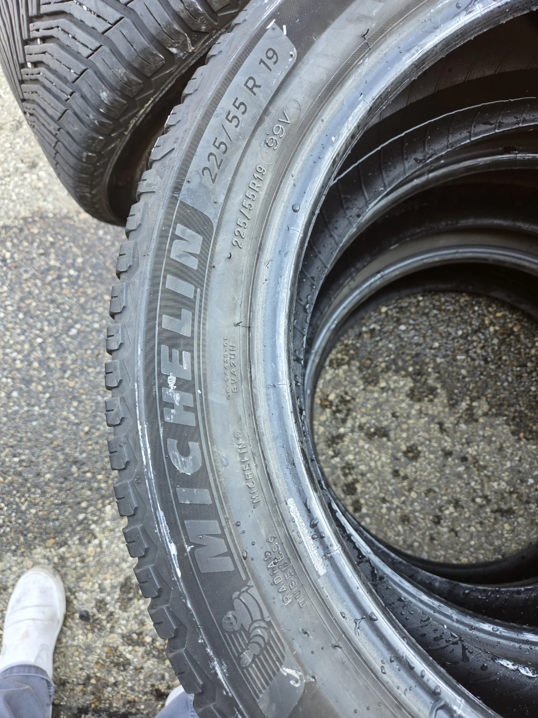 Michelin CrossClimate2 Tires 225/55R19 - photo 2