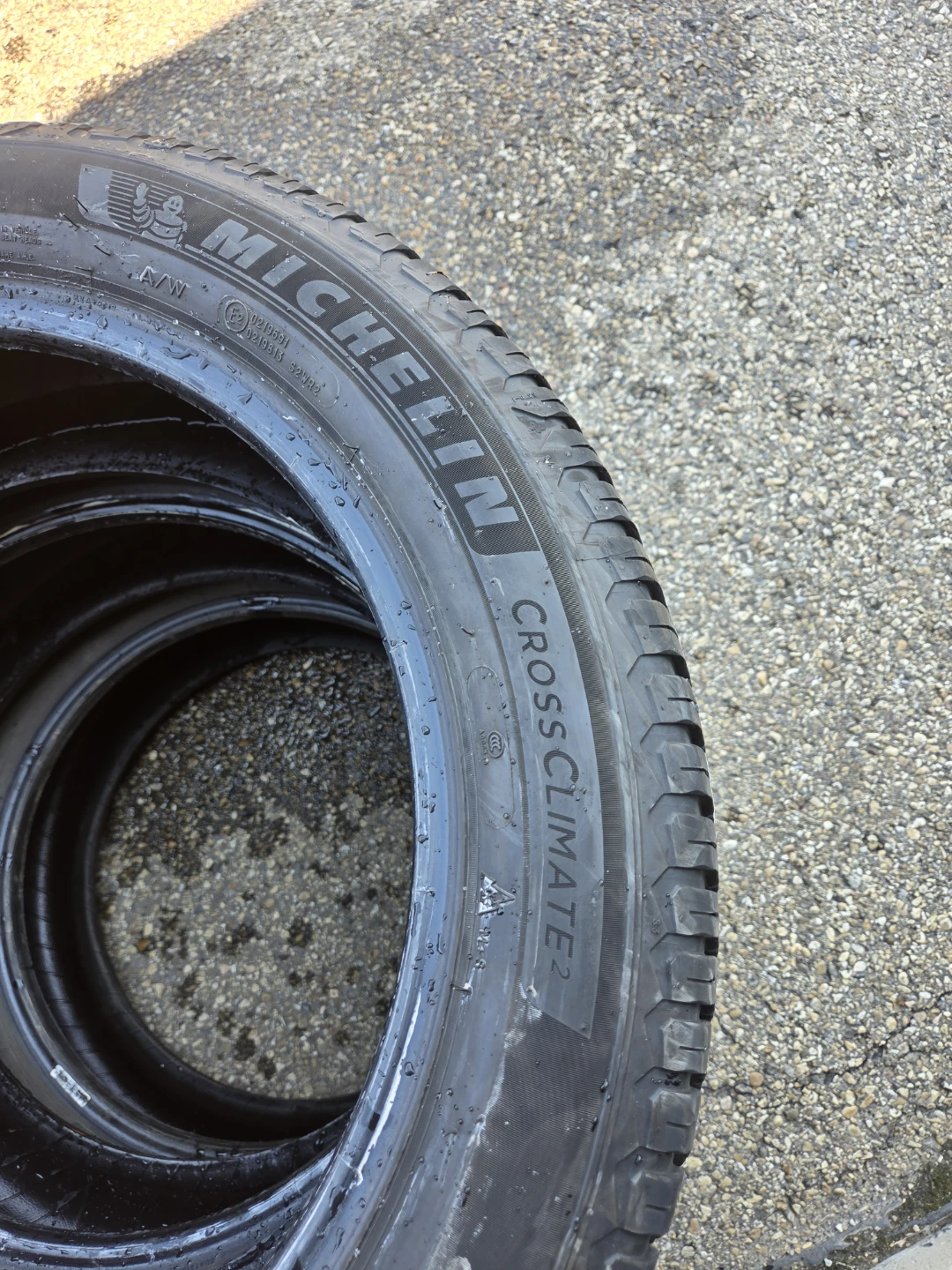 Michelin CrossClimate2 Tires 225/55R19 - photo 3