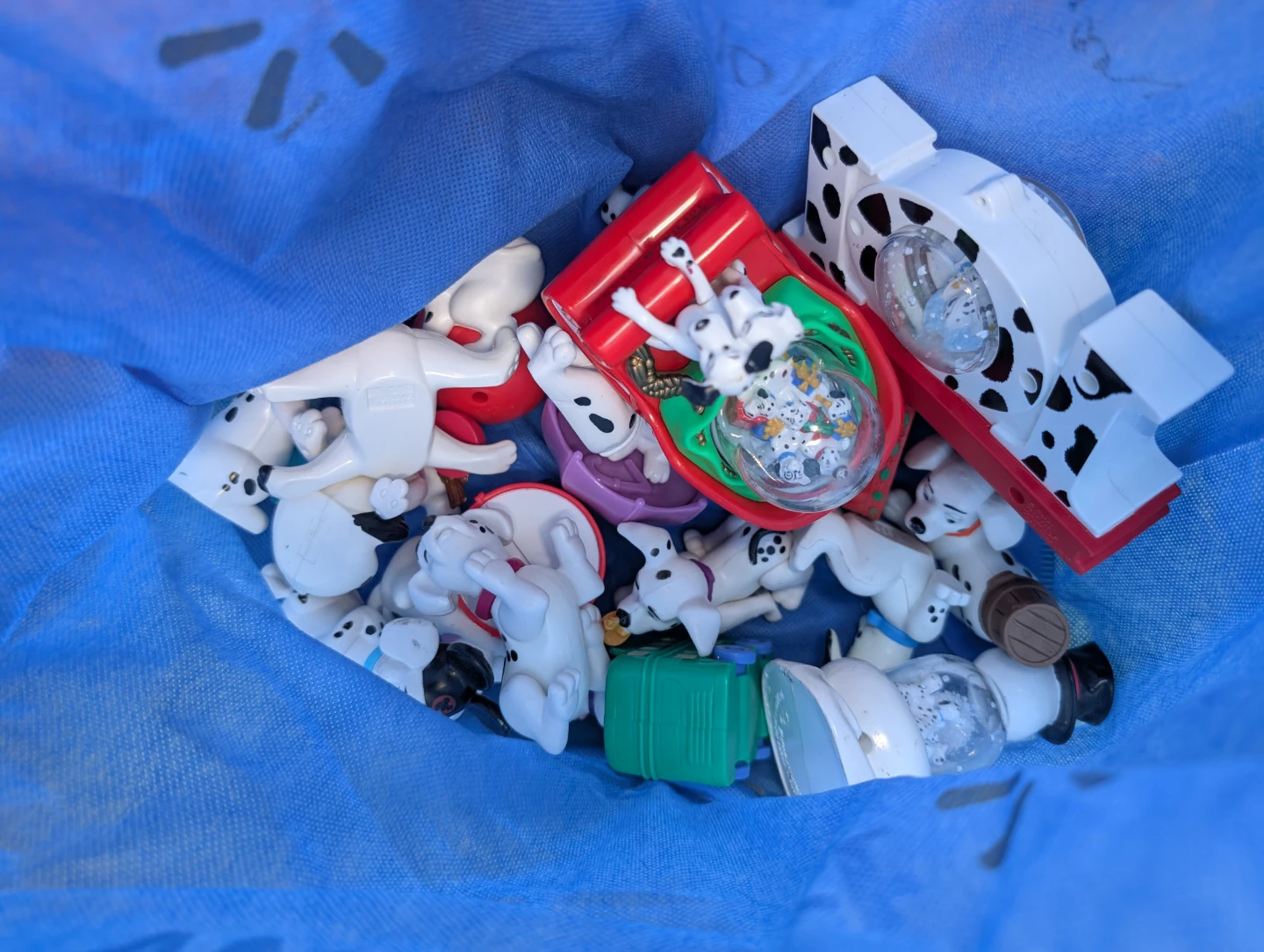 101 Dalmatians Toy Figure Lot