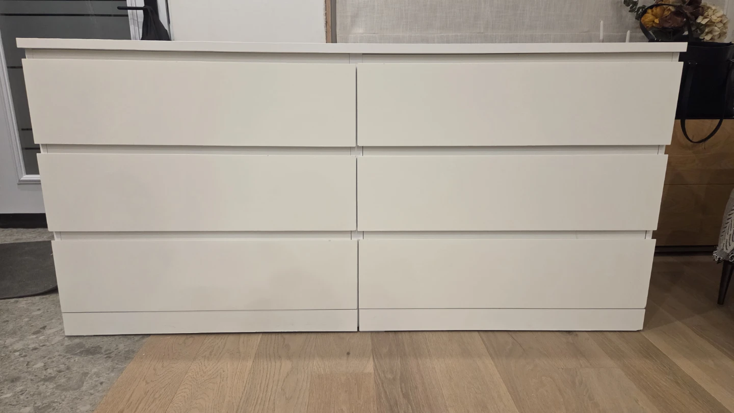 White 6-Drawer Dresser