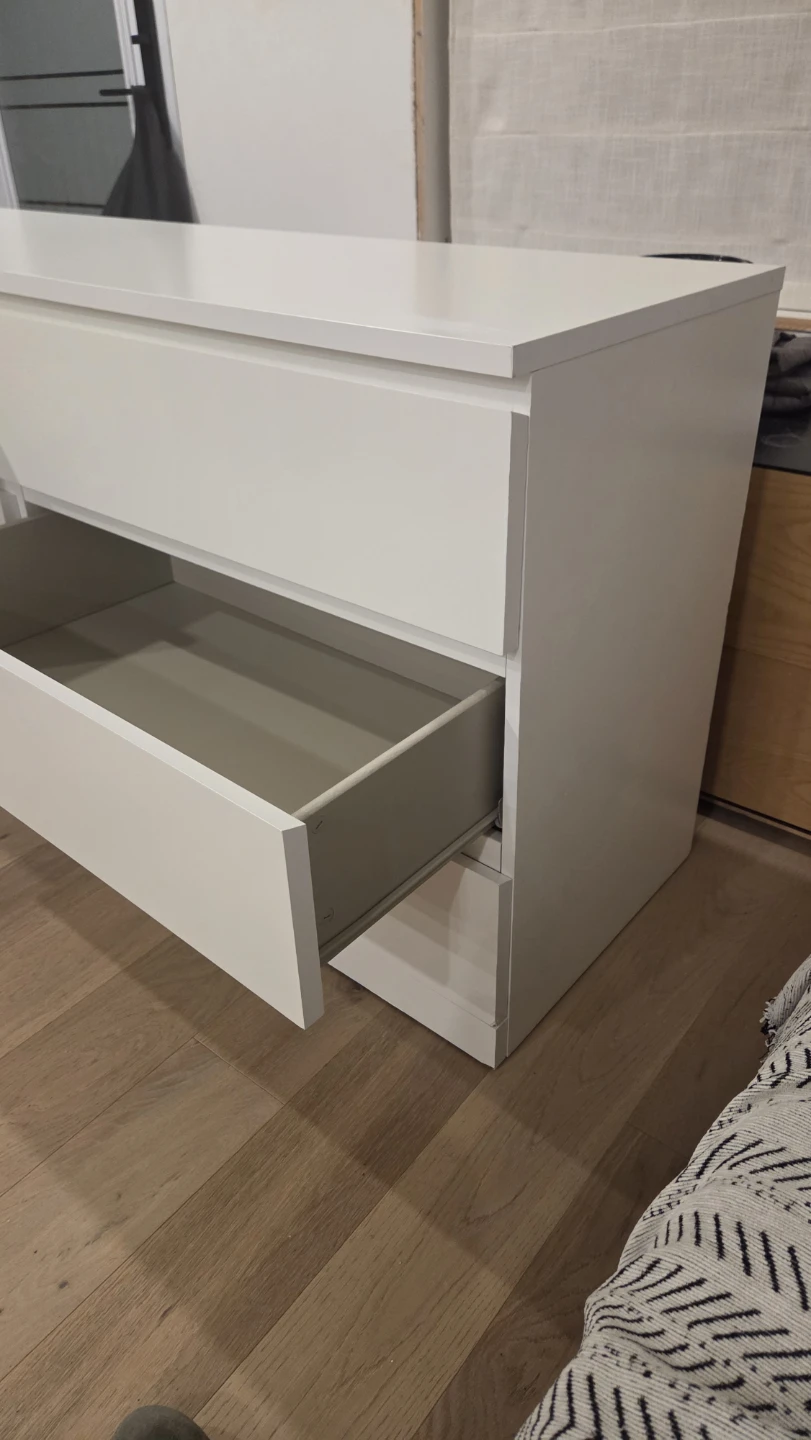 White 6-Drawer Dresser - photo 4