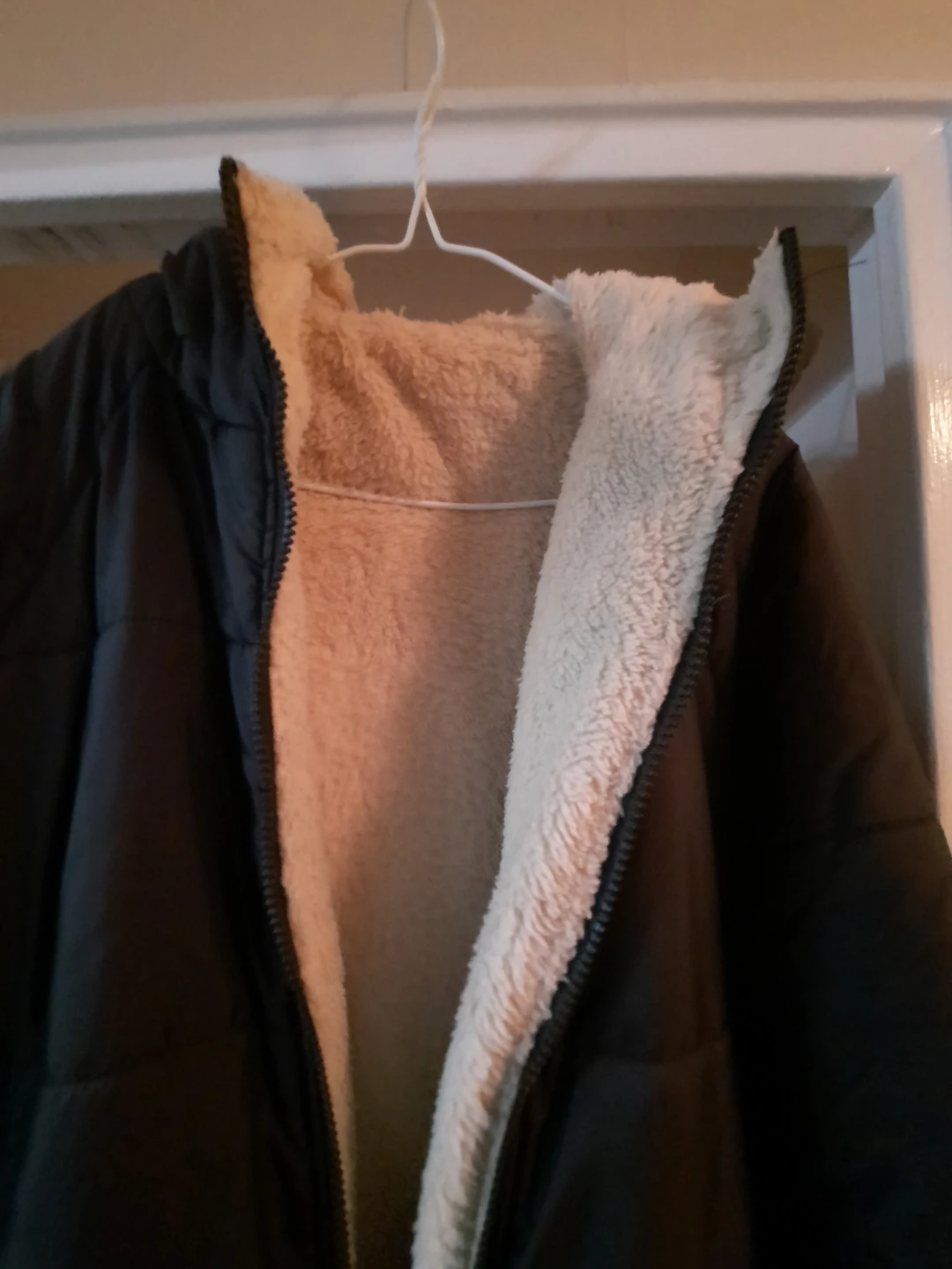 2 sided black Sherpa-Lined Puffer Coat - photo 3
