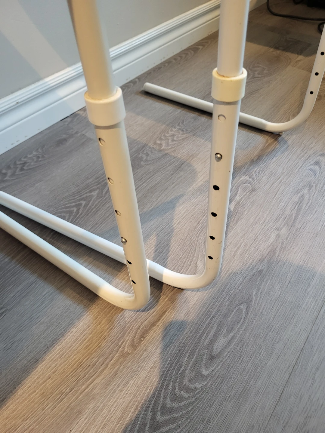 White Adjustable Tray Tables (Set of 2) - photo 4