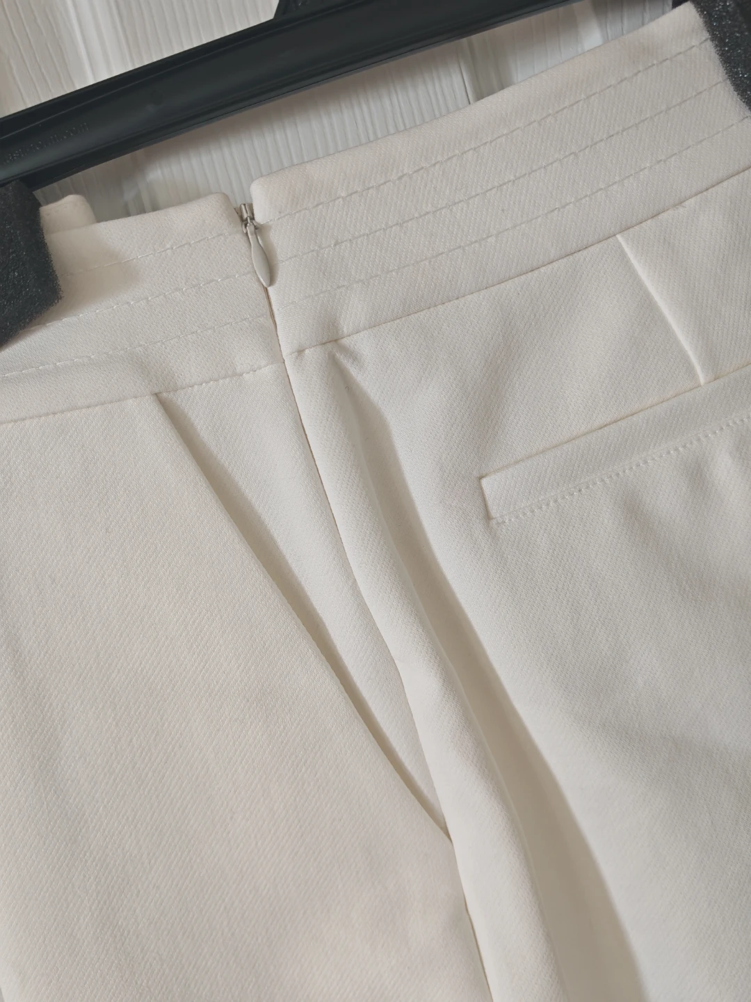 Kate Spade White Cropped Pants Size 8 - photo 3
