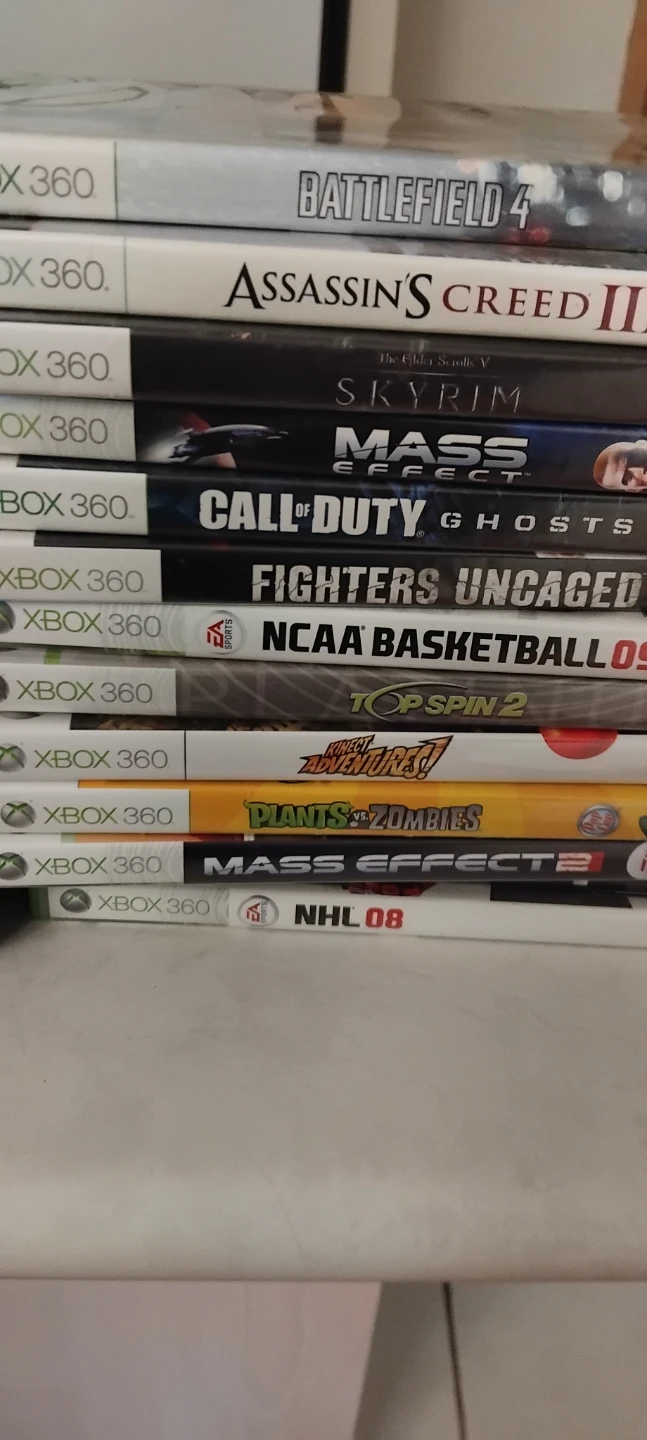 Xbox 360 Console Bundle with Games - photo 2