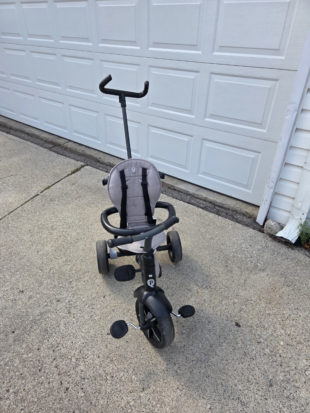 Qplay Folding Toddler Tricycle / Stroller Trike