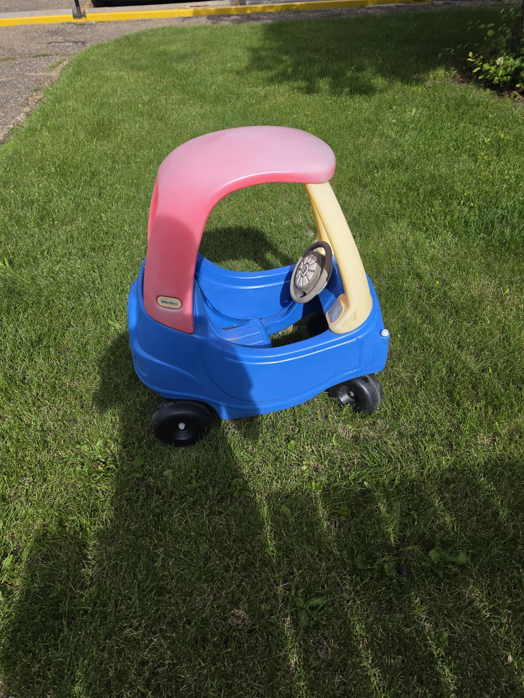 Little Tikes Cozy Coupe