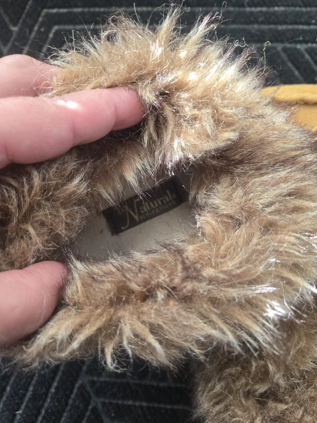 Natural Reflections Fur Lined Slippers Size 9 - photo 3