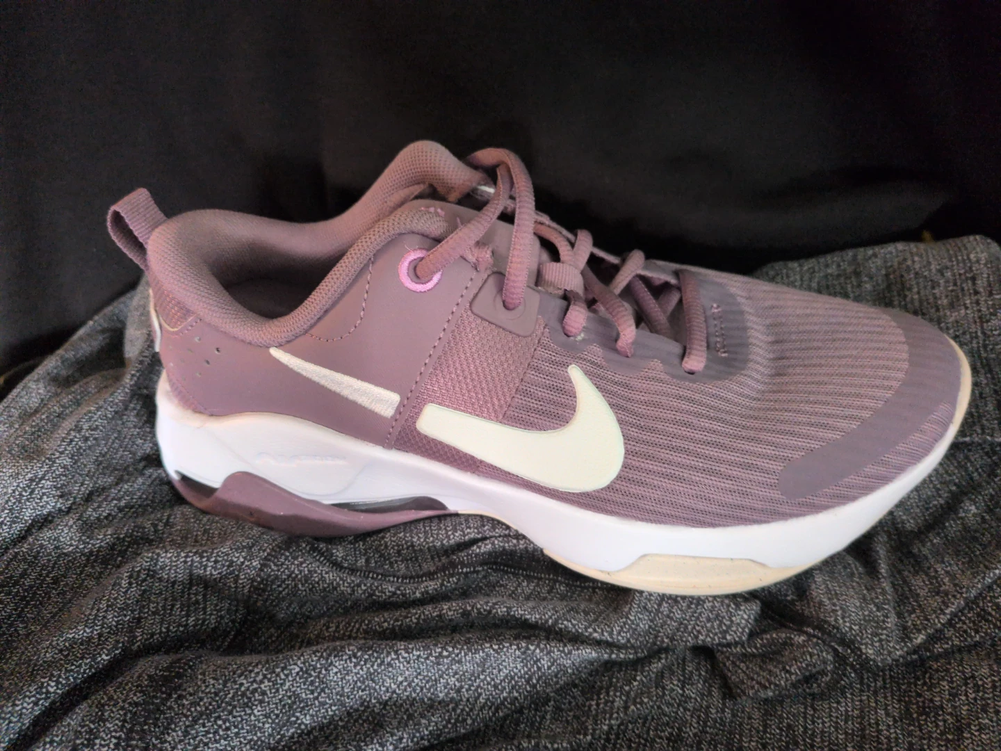 Nike Zoom Bella 6 Women's Training Shoes - Violet Dust/Sail - photo 3