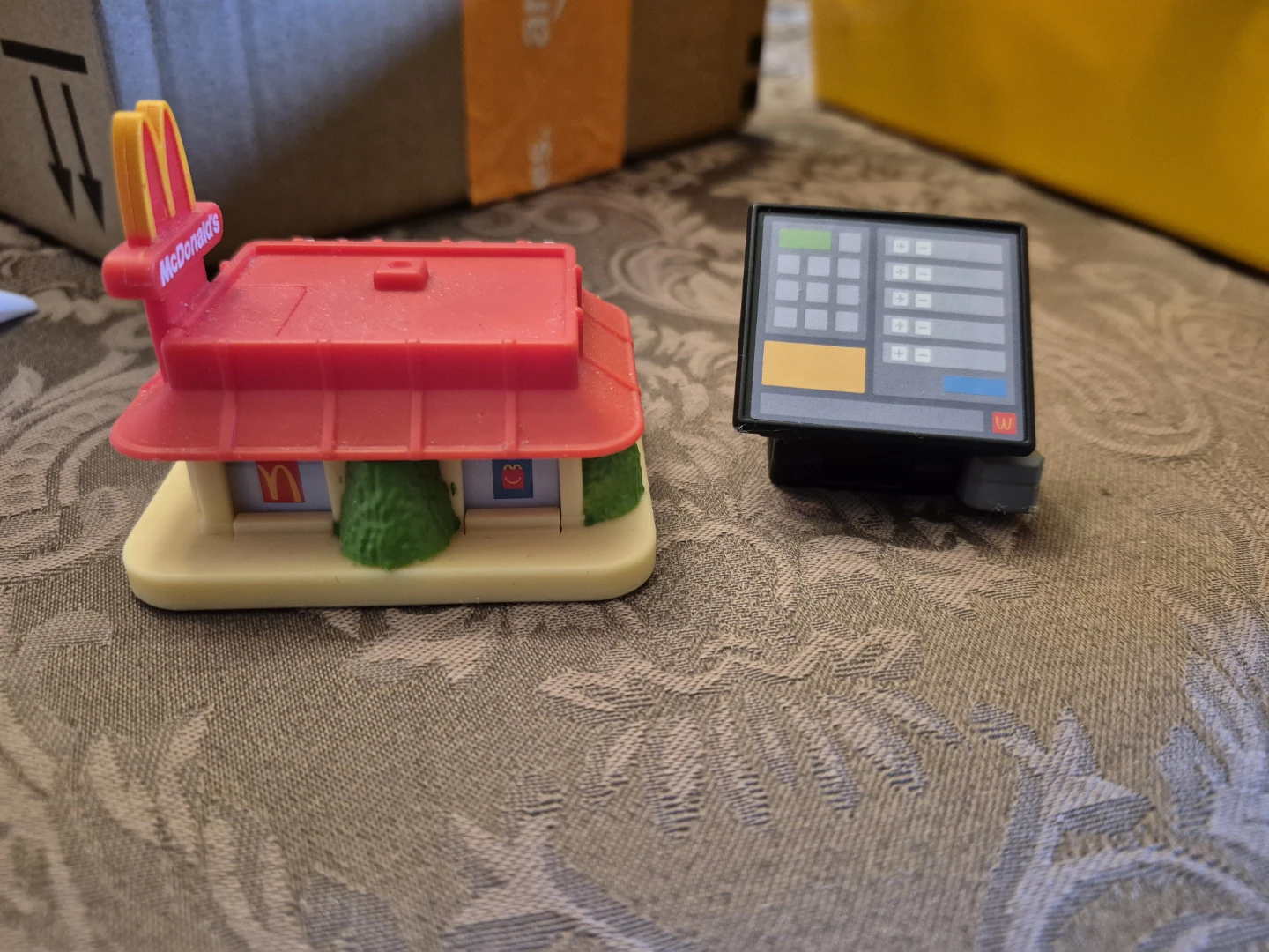 McDonald's Play Restaurant & Cash Register Toy Set