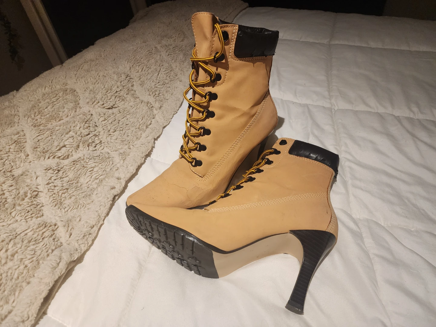Timberland-style Heel Boots