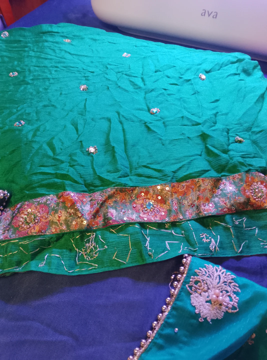 Teal and Pink Floral Embroidered Kurti with Pants - photo 5