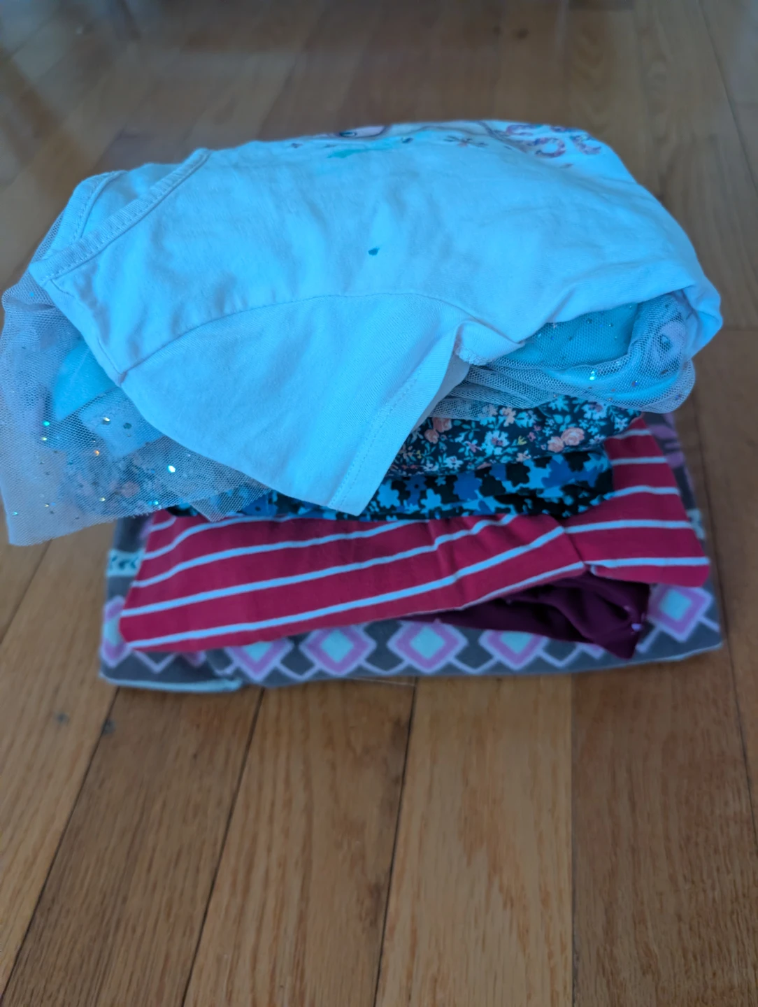Girls Clothing Bundle 5 year old  - 7 items
