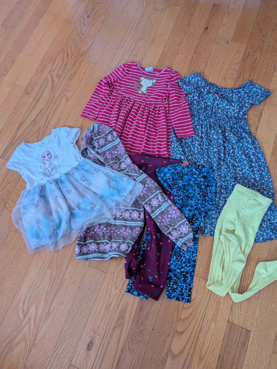 Girls Clothing Bundle 5 year old  - 7 items - photo 2