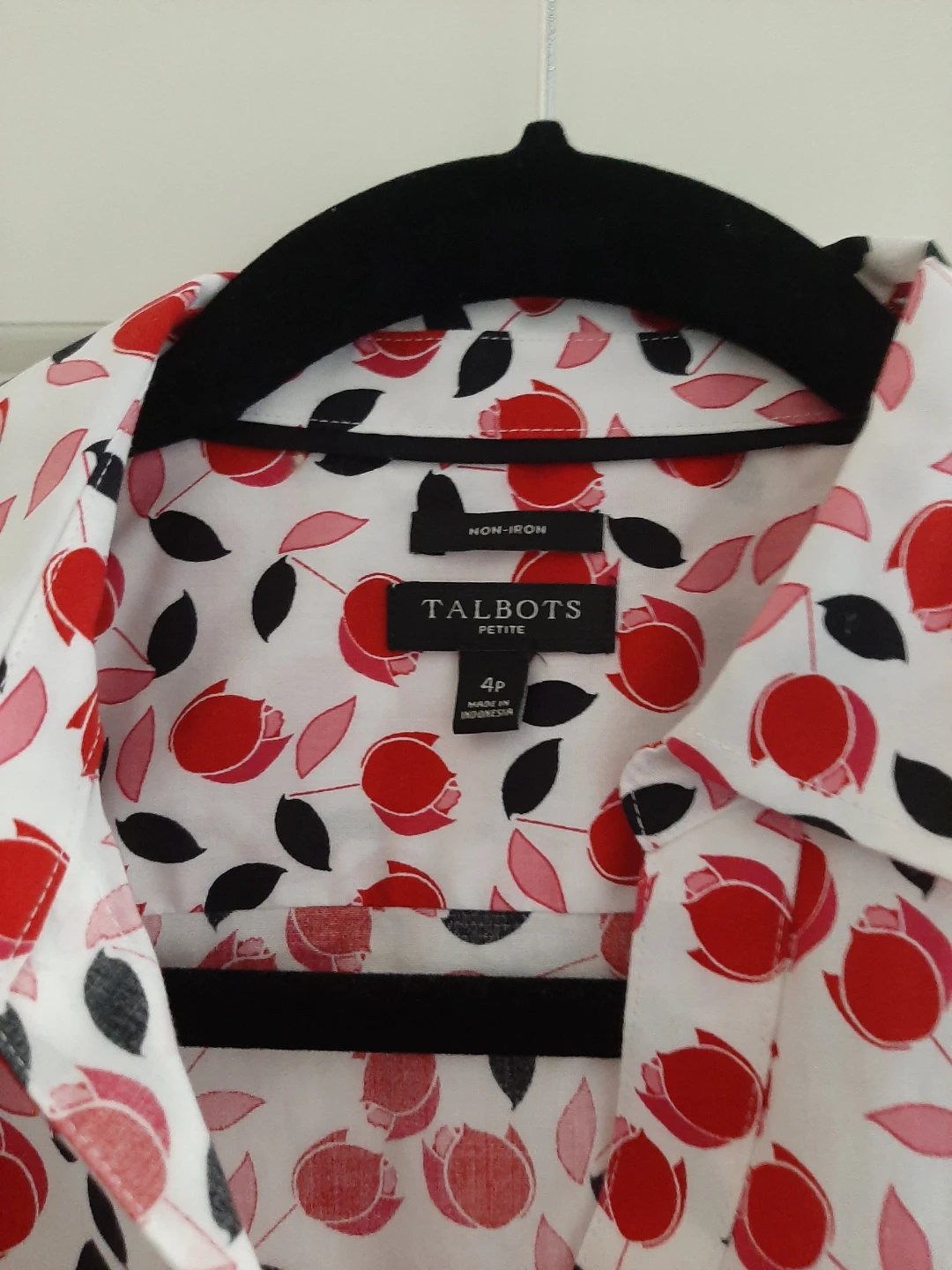 Talbots Petite Sleeveless Blouse - Red Floral Print - photo 2