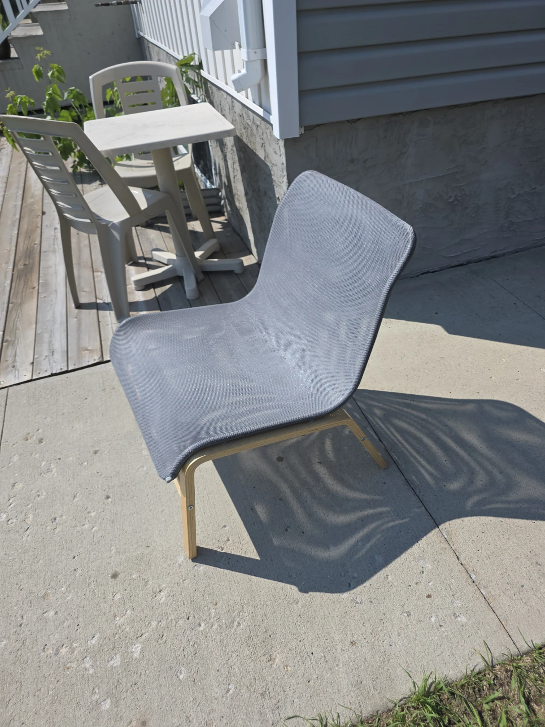 Grey Mesh Chair with Wooden Legs - photo 2