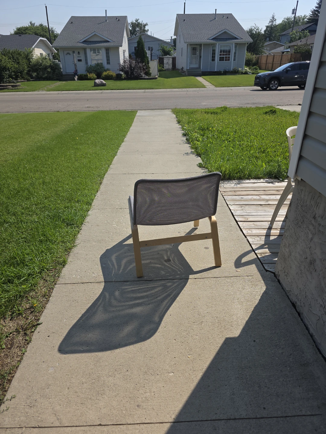 Grey Mesh Chair with Wooden Legs - photo 3