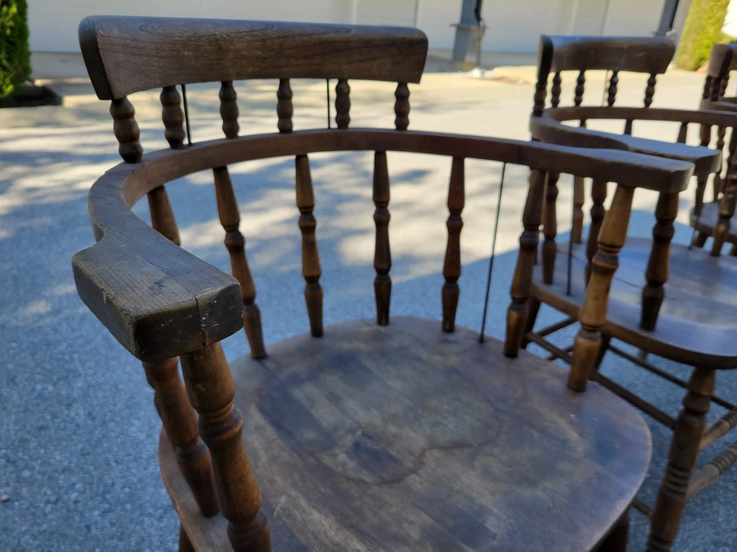Beautiful Vintage Solid Wood Captain’s Chairs – Rustic style. - photo 5