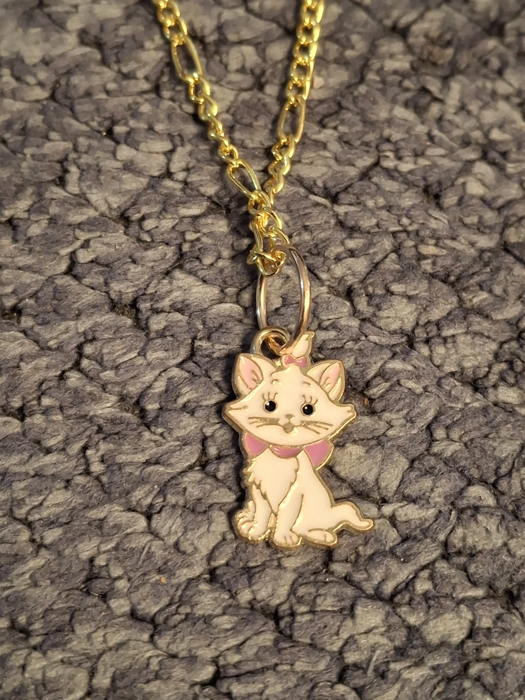 Necklace with Marie From the Aristocats - photo 3