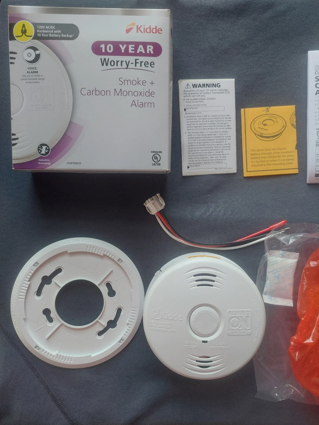 New Kidde 10 Year Smoke + Carbon Monoxide Alarm - photo 2