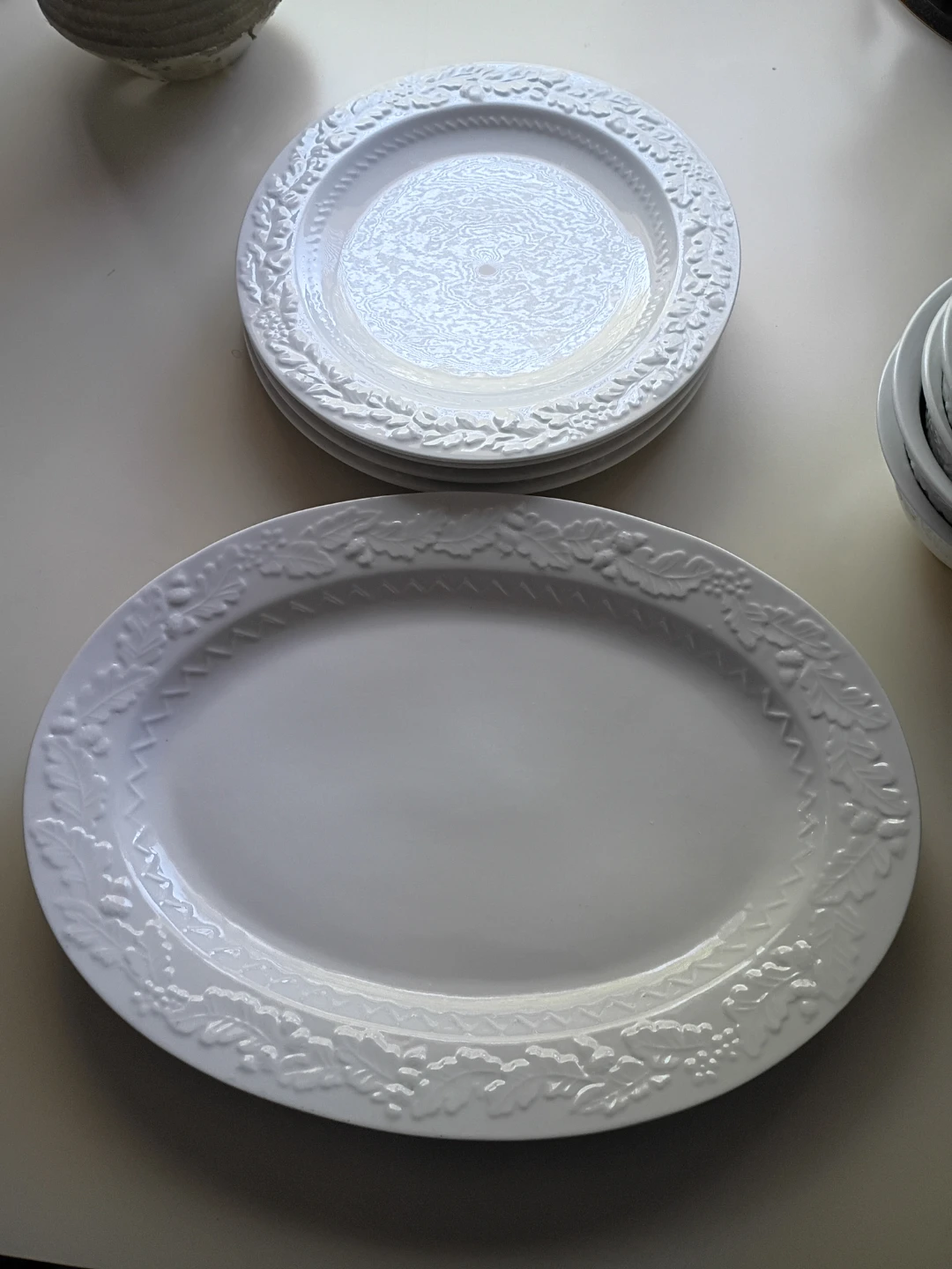 Martha Stewart White Dinnerware Set .. 11 plates - photo 3