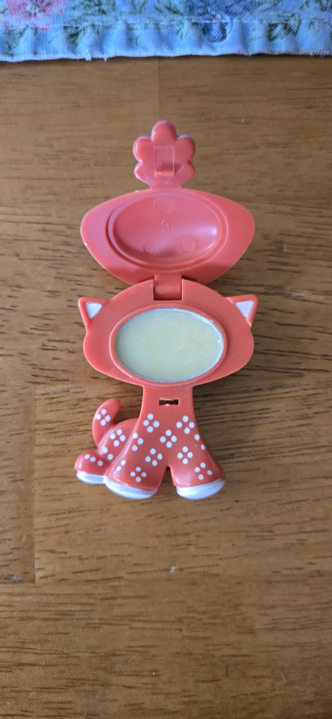 Vintage Fragrance Glace Cat Pin from 1973 - photo 3