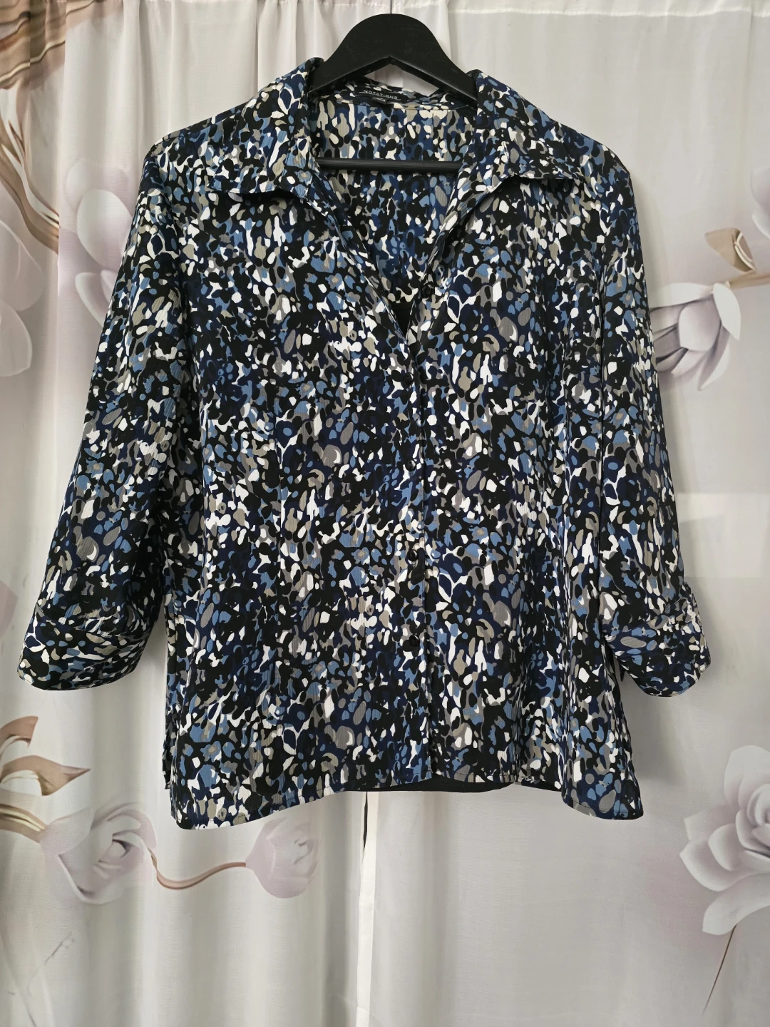 Notations XL Blue and Black Abstract Print Button-Up Shirt