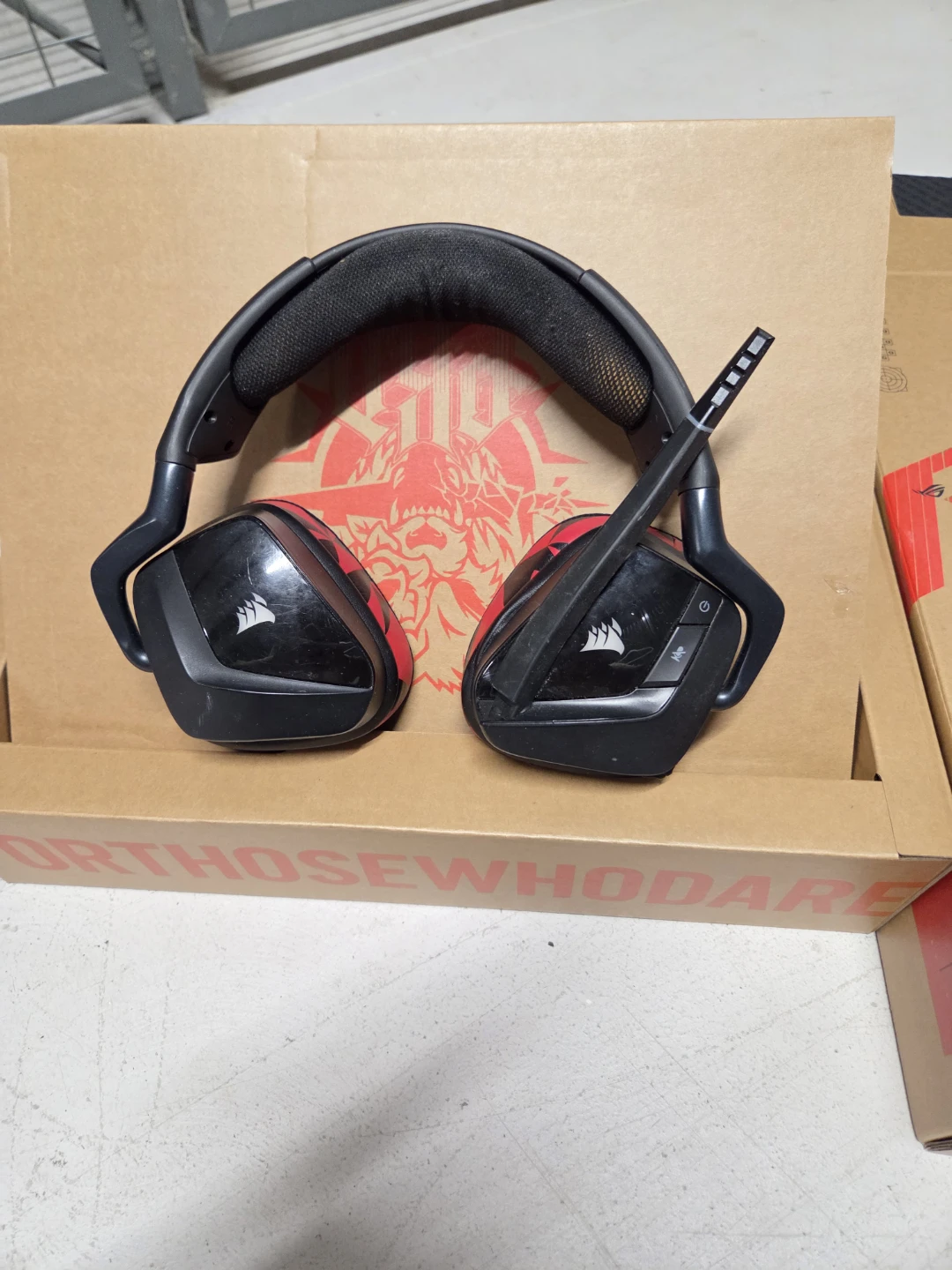 Corsair Wireless Gaming Headset - photo 4