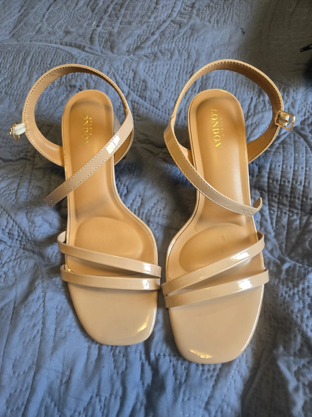 Size 10 london stidio heels